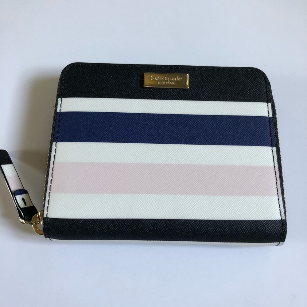 NWT Kate Spade Laurel Way Darci striped Wallet